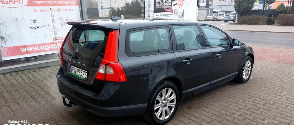 Volvo V70 cena 22900 przebieg: 235800, rok produkcji 2008 z Płońsk małe 436